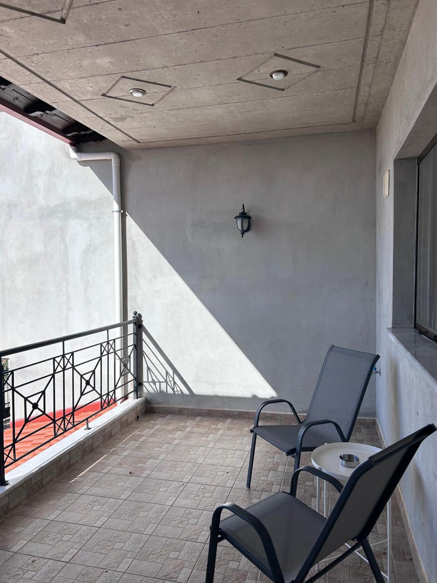 The Watch Tower B Apartment Siatista Exterior foto